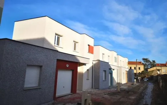 4 MAISONS CONTEMPORAINES GROUPÉES CÉCILE ROBIN - ROANNE