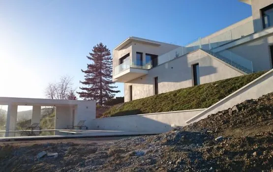 MAISONS D'ARCHITECTE CONTEMPORAINE , CONNECTÉE ET INTELLIGENTE - RHÔNE-ALPES
