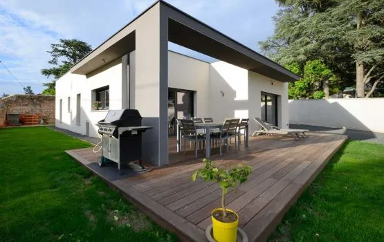 MAISON MODERNE - ROANNE